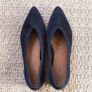 EVERLANE The 40-hour flat in ReKnit - size 6.5